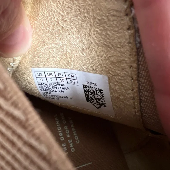 TOMS Kelsey Suede Wedge Booties Taupe Perforated Ankle Boots Women’s Size 9 - Picture 4 of 12